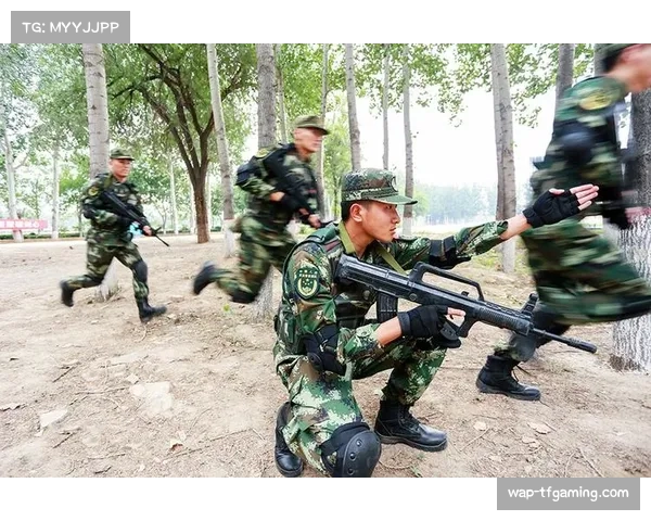 斯特拉斯堡边路突击战术奏效 针对朗斯防线弱点持续施压